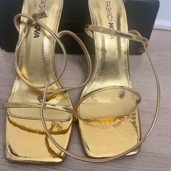 Fashion Nova Gold Strappy Heels - Picture 5 of 8